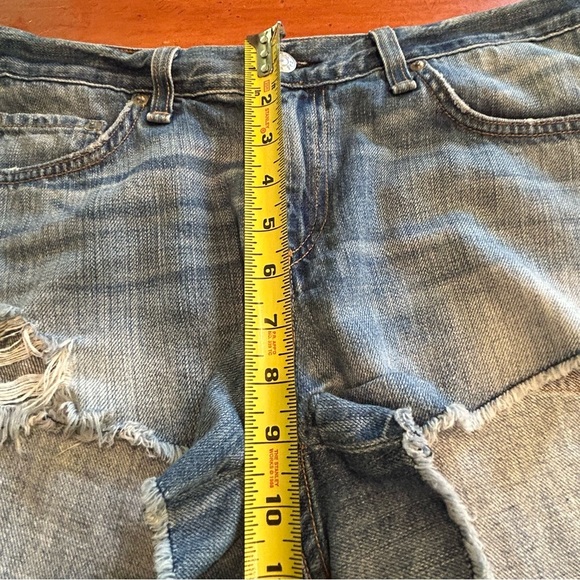 Rag & Bone Shorts Womens 28 Denim Cotton Cut Off Chesapeake Distressed Raw Hem - Picture 7 of 11